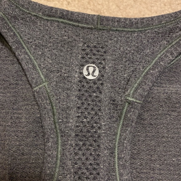 Lululemon Swiftly Tech Tank Top Size 6? - Picture 4 of 4